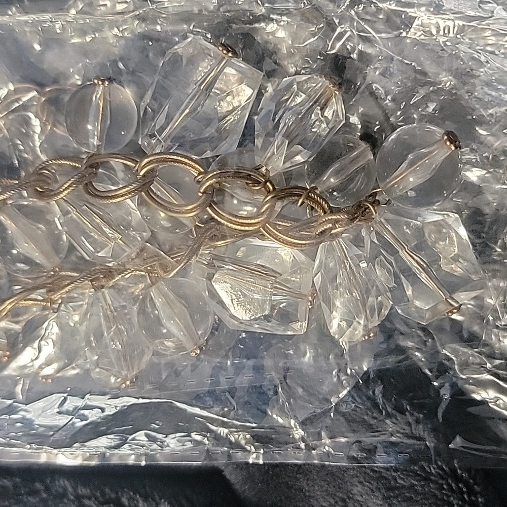 Paparazzi Gold and Clear Necklace Set Gorgeously Globetrotter Fashion Jewelry - Picture 4 of 5